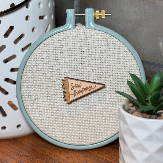 Charming Pennant Needle Minder - Sew Happy