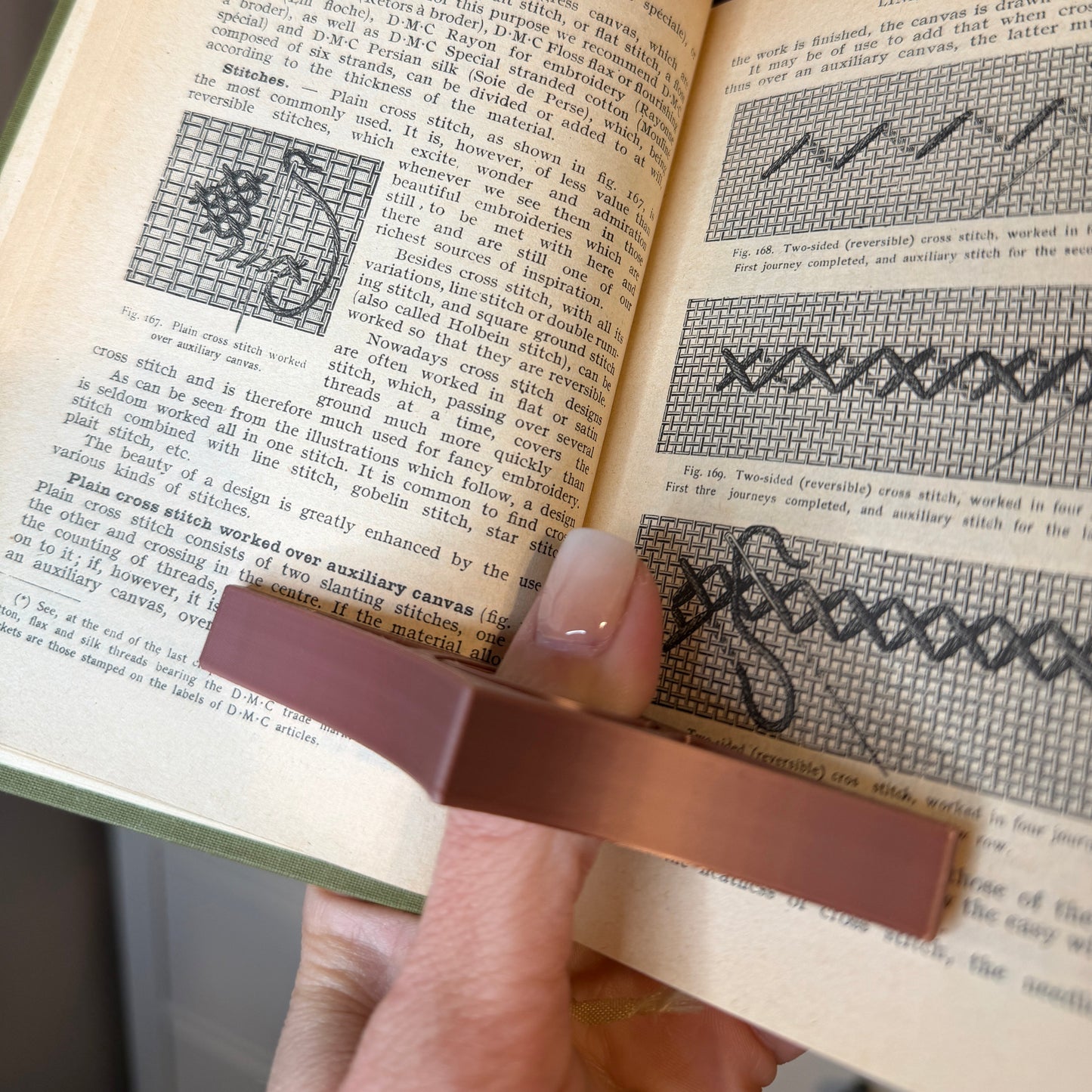 Rotating Thumb Page Holder for Comfortable Reading