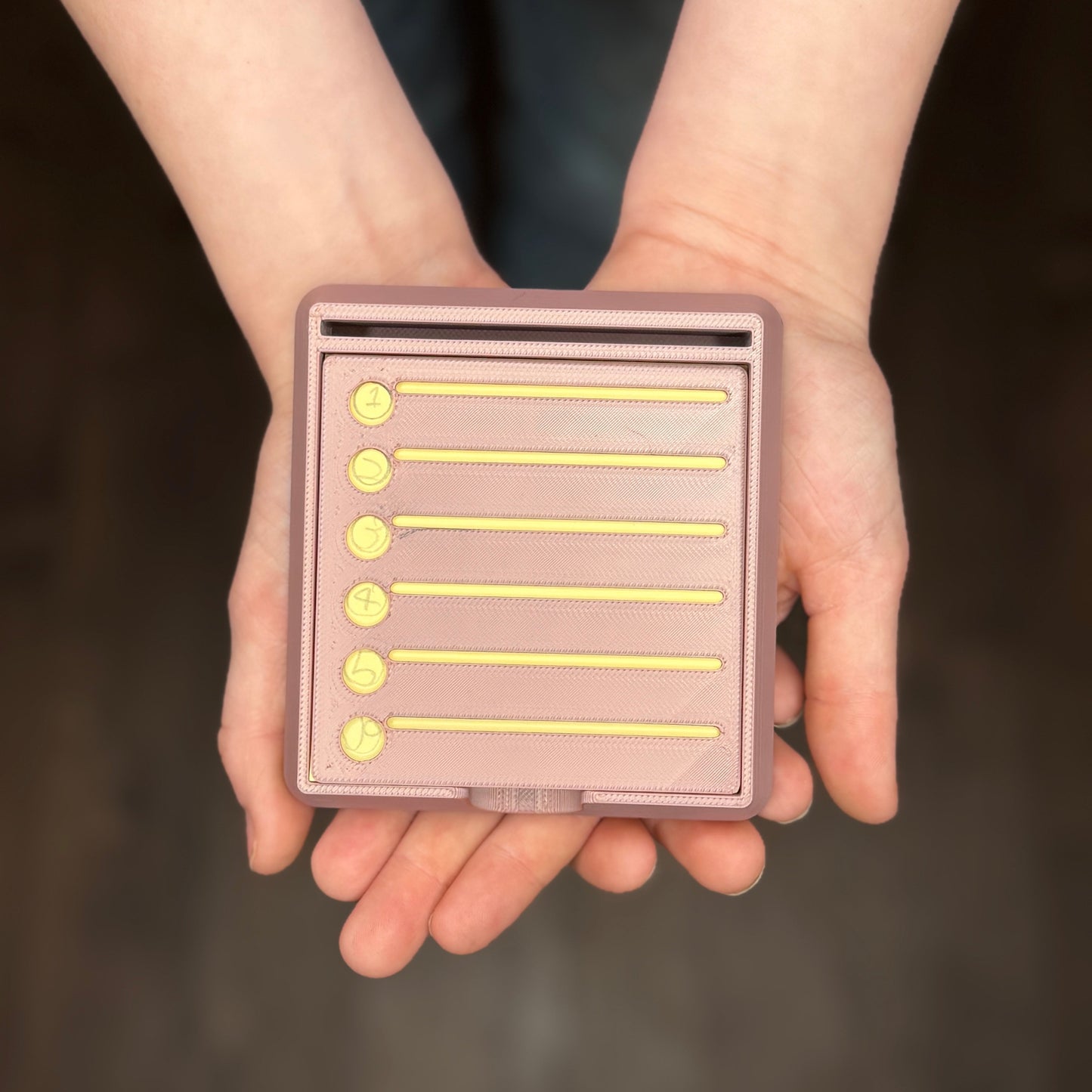 Desk Note Holder with Built-In Checklist Stencil